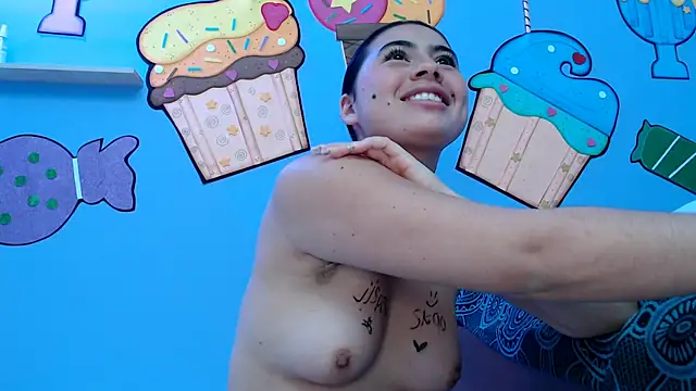 Snapshot of sweetfantacies18 chatting on 23, 2, 2025 sweetfantacies18 online show from 23, 2, 2025