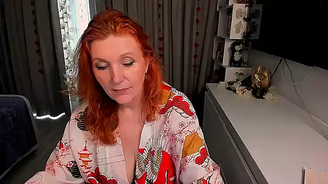 Snapshot of Fire-Fox-One chatting on 7, 10, 2025 Fire-Fox-One online show from 7, 10, 2025