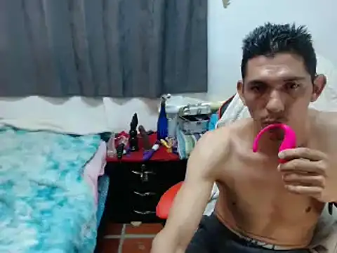 Snapshot of chayanne_odisea chatting on 14, 9, 2025 chayanne odisea online show from 14, 9, 2025