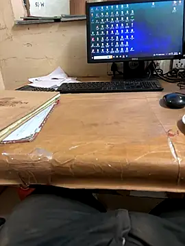 Snapshot of Hillz_king_98 chatting on 21, 9, 2025 Hillz king 98 online show from 21, 9, 2025