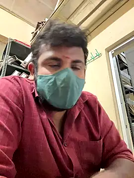 Snapshot of Hillz_king_98 chatting on 28, 9, 2025 Hillz king 98 online show from 28, 9, 2025