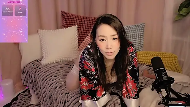 Snapshot of baobaomiqi_linger chatting on 9, 2, 2025 baobaomiqi linger online show from 9, 2, 2025