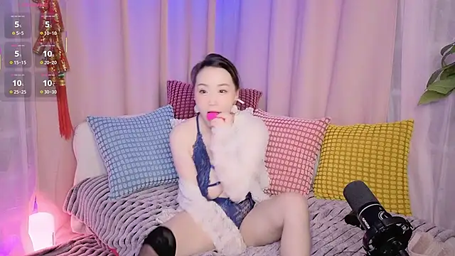 Snapshot of baobaomiqi_linger chatting on 10, 2, 2025 baobaomiqi linger online show from 10, 2, 2025