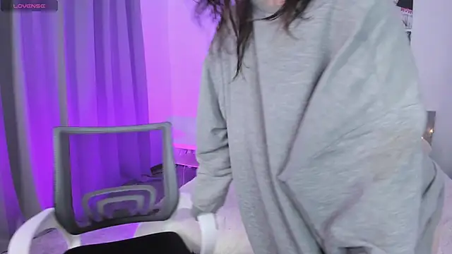 Lissa Meow  online show from 8, 10, 2025