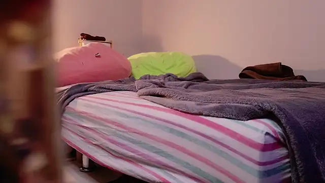 Snapshot of Night_Scoop_Cam chatting on 23, 12, 2024 Night Scoop Cam online show from 23, 12, 2024