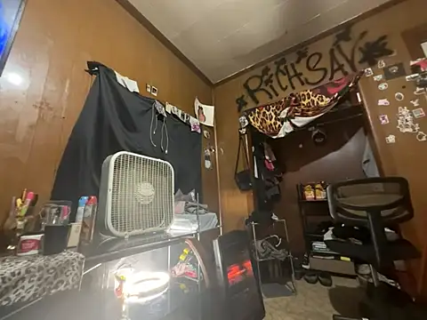 Snapshot of carmelbbyx22 chatting on 9, 3, 2026 carmelbbyx22 online show from 9, 3, 2026