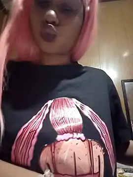 Snapshot of carmelbbyx22 chatting on 4, 4, 2026 carmelbbyx22 online show from 4, 4, 2026