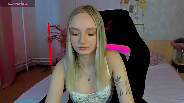 Cheryl  Brown online show from 4, 3, 2025