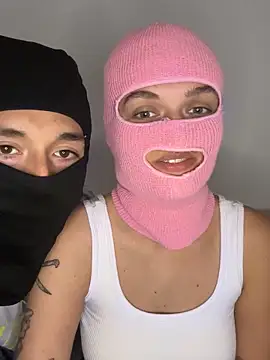 Nikki Hoee online show from 19, 10, 2025