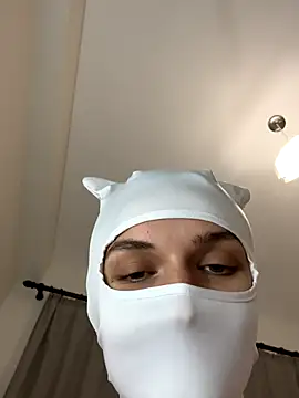 Nikki Hoee online show from 9, 11, 2025