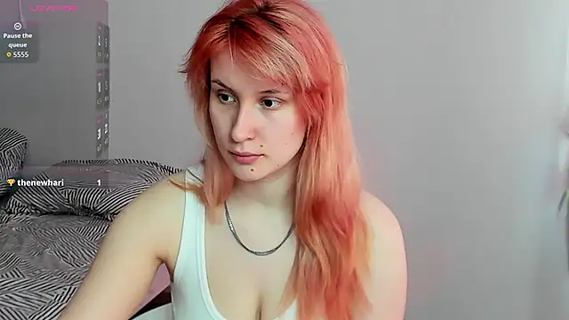 Snapshot of Sweet_white_chocolate chatting on 6, 5, 2026 Sweet white chocolate online show from 6, 5, 2026