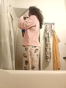 naughty69curls online show from 7, 3, 2026