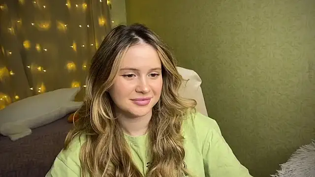 IlonaMurf online show from 10, 1, 2025