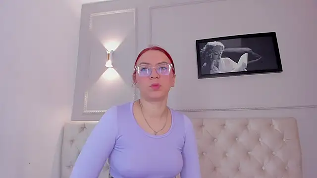 Snapshot of anniemartinezz chatting on 13, 2, 2025 anniemartinezz online show from 13, 2, 2025
