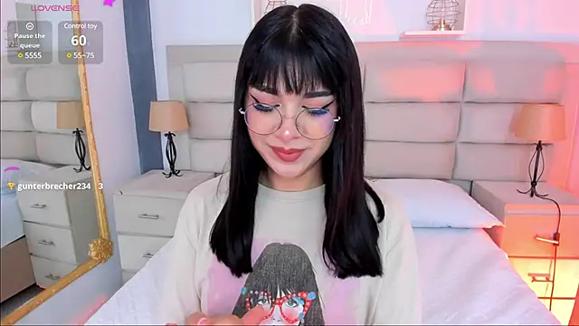 RoseCassie online show from 9, 3, 2025