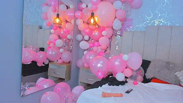 AinaraJimenez online show from 3, 3, 2025