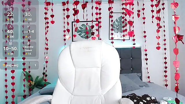 mia collens online show from 12, 2, 2025