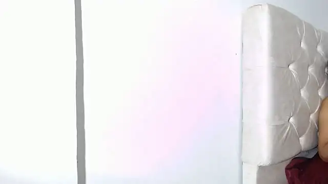 evaFiore online show from 1, 2, 2025