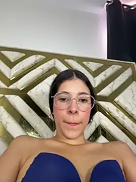 evaFiore online show from 7, 7, 2026