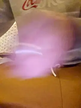 Snapshot of Kingqueen696 chatting on 8, 1, 2026 Kingqueen696 online show from 8, 1, 2026