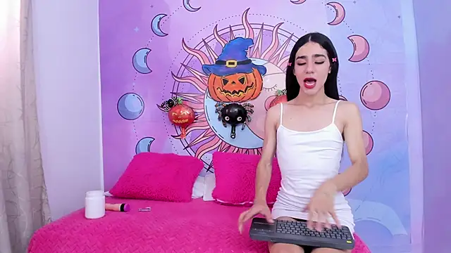 Snapshot of Mariana_16_ chatting on 28, 10, 2025 Mariana 16 online show from 28, 10, 2025