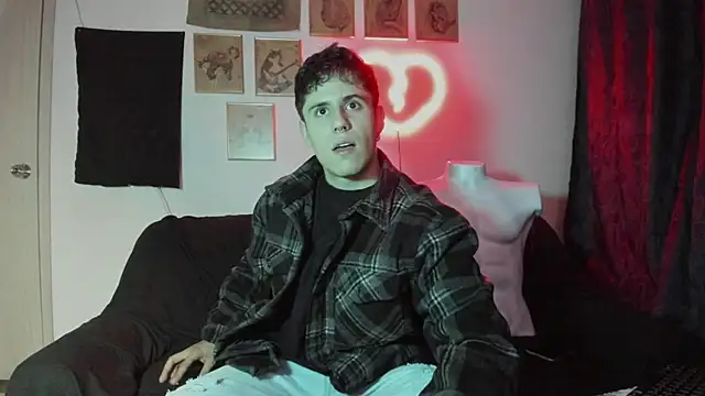 Snapshot of Antonello_Vannucci chatting on 2, 1, 2025 Antonello Vannucci online show from 2, 1, 2025