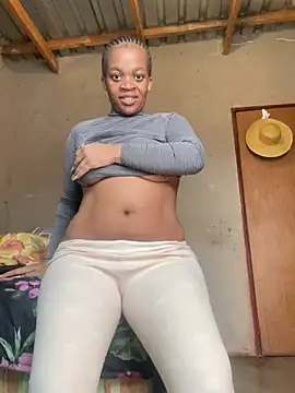 Snapshot of beverlyxxxx chatting on 26, 12, 2024 beverlyxxxx online show from 26, 12, 2024