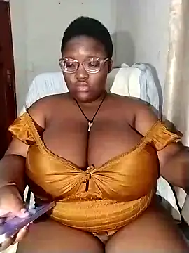 Snapshot of Damm_Bobbies chatting on 25, 6, 2026 Damm Bobbies online show from 25, 6, 2026
