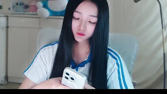 Snapshot of xiao-xiao-D chatting on 15, 1, 2025 xiao-xiao-D online show from 15, 1, 2025