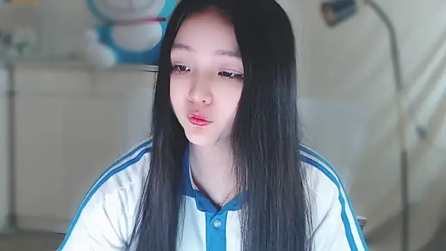 Snapshot of xiao-xiao-D chatting on 5, 2, 2025 xiao-xiao-D online show from 5, 2, 2025