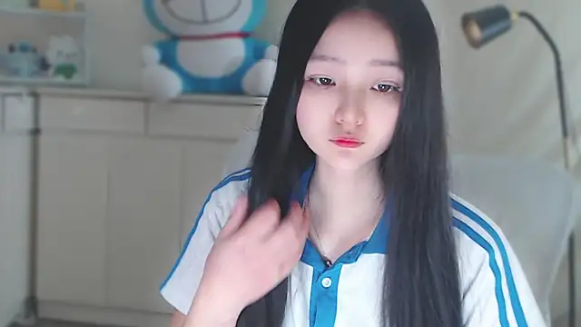 Snapshot of xiao-xiao-D chatting on 12, 2, 2025 xiao-xiao-D online show from 12, 2, 2025