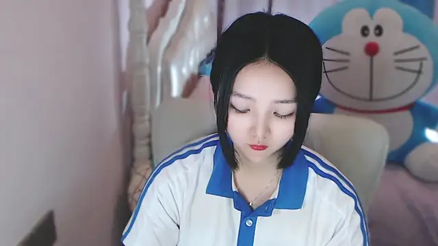 Snapshot of xiao-xiao-D chatting on 18, 2, 2025 xiao-xiao-D online show from 18, 2, 2025