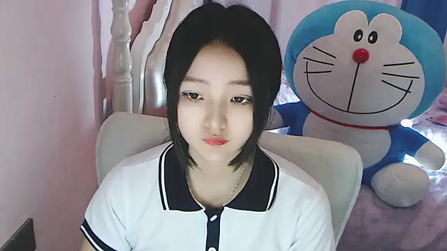 Snapshot of xiao-xiao-D chatting on 21, 2, 2025 xiao-xiao-D online show from 21, 2, 2025