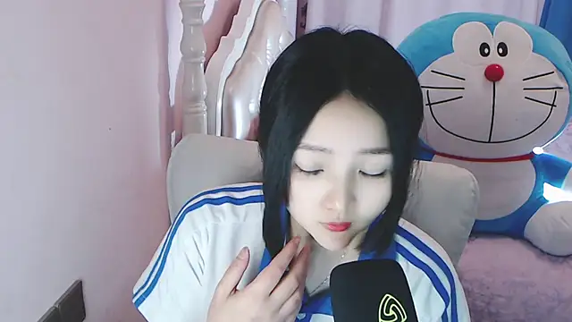 Snapshot of xiao-xiao-D chatting on 21, 2, 2025 xiao-xiao-D online show from 21, 2, 2025