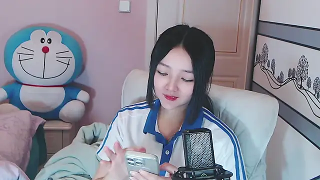 Snapshot of xiao-xiao-D chatting on 26, 2, 2025 xiao-xiao-D online show from 26, 2, 2025