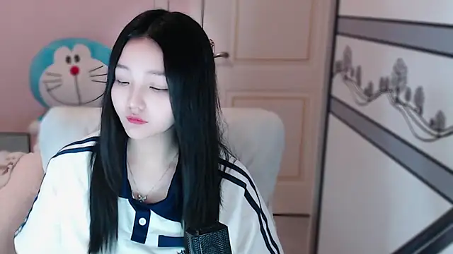 Snapshot of xiao-xiao-D chatting on 2, 3, 2025 xiao-xiao-D online show from 2, 3, 2025