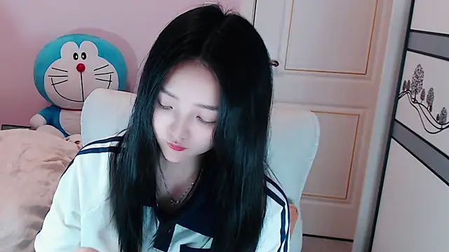 Snapshot of xiao-xiao-D chatting on 3, 3, 2025 xiao-xiao-D online show from 3, 3, 2025