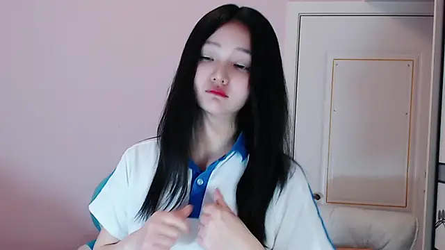 Snapshot of xiao-xiao-D chatting on 4, 3, 2025 xiao-xiao-D online show from 4, 3, 2025