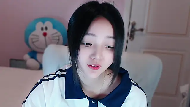 Snapshot of xiao-xiao-D chatting on 8, 3, 2025 xiao-xiao-D online show from 8, 3, 2025