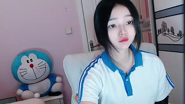 Snapshot of xiao-xiao-D chatting on 9, 3, 2025 xiao-xiao-D online show from 9, 3, 2025