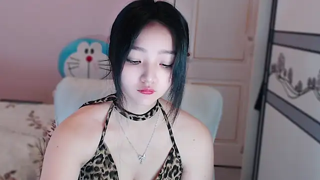 Snapshot of xiao-xiao-D chatting on 11, 3, 2025 xiao-xiao-D online show from 11, 3, 2025