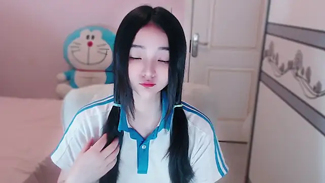 Snapshot of xiao-xiao-D chatting on 18, 10, 2025 xiao-xiao-D online show from 18, 10, 2025