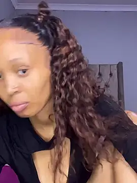 Snapshot of CuteMellow2k chatting on 18, 12, 2024 CuteMellow2k online show from 18, 12, 2024