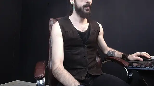 AxelColton online show from 12, 2, 2025