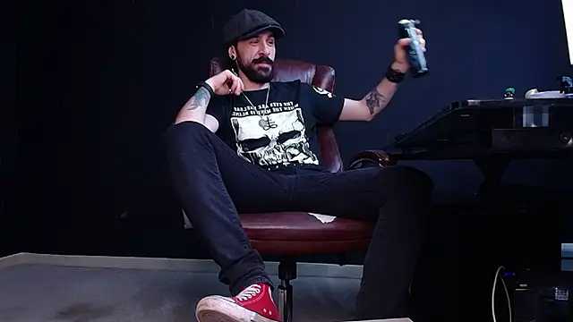 AxelColton online show from 12, 11, 2025