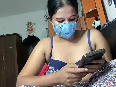 Snapshot of Tamil_Sanjana_ chatting on 10, 11, 2025 Tamil Sanjana online show from 10, 11, 2025