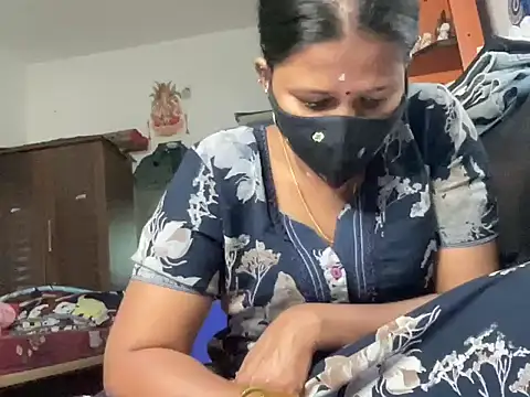 Snapshot of Tamil_Sanjana_ chatting on 28, 11, 2025 Tamil Sanjana online show from 28, 11, 2025