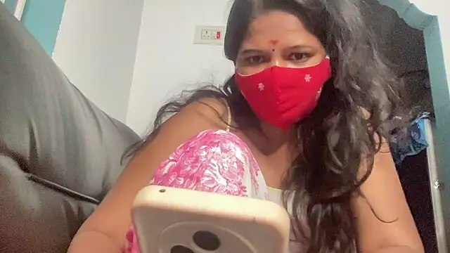 Snapshot of Tamil_Sanjana_ chatting on 18, 1, 2026 Tamil Sanjana online show from 18, 1, 2026