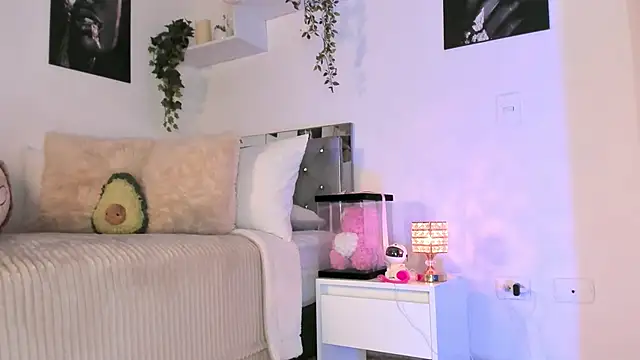 Alissonroses online show from 24, 9, 2025