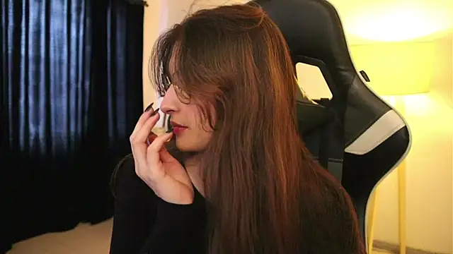 Daisha Riley online show from 4, 11, 2025